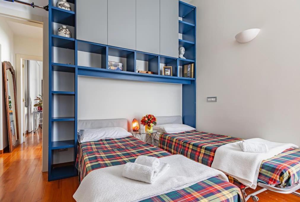Appartamento Chicco In Zona Elegante Milánó Kültér fotó